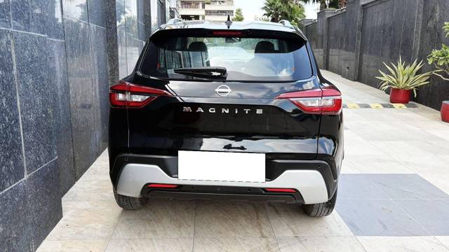 https://images10.gaadi.com/usedcar_image/4631649/original/processed_6074f8f205409e12108c53a350097270.jpg?imwidth=6402