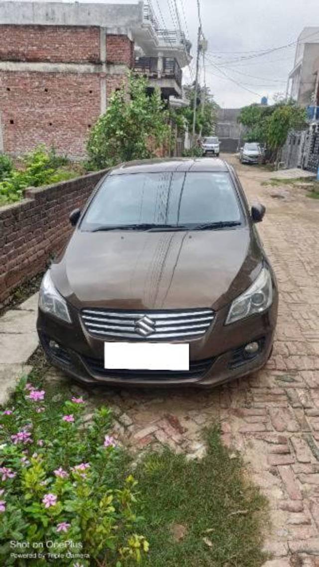 https://images10.gaadi.com/usedcar_image/4631678/original/processed_7c20cf6f-20c0-4889-93fe-46271784d468.jpg?imwidth=6400