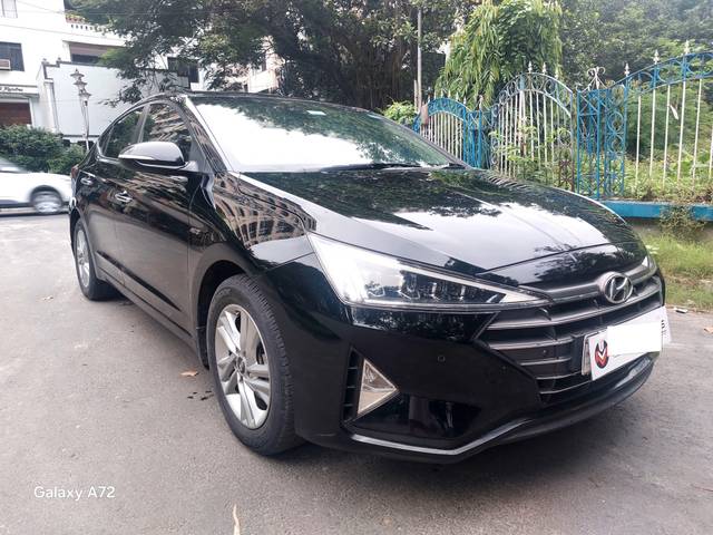 https://images10.gaadi.com/usedcar_image/4631684/original/processed_843afd121f13a32628fd23d5fae3fb64.jpg?imwidth=6400
