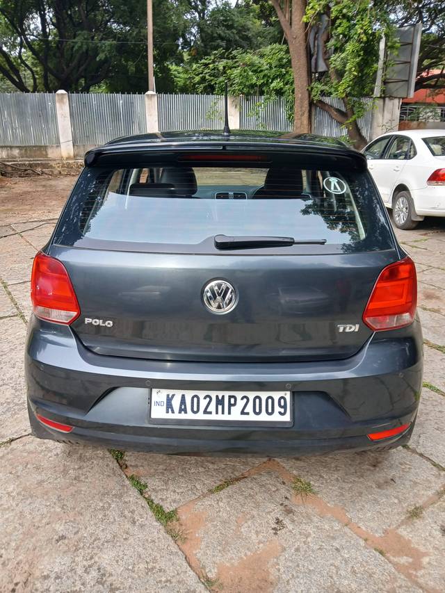 https://images10.gaadi.com/usedcar_image/4631735/original/processed_9c5cae57-c88c-4d66-b323-a7ec9a785e96.jpg?imwidth=6402