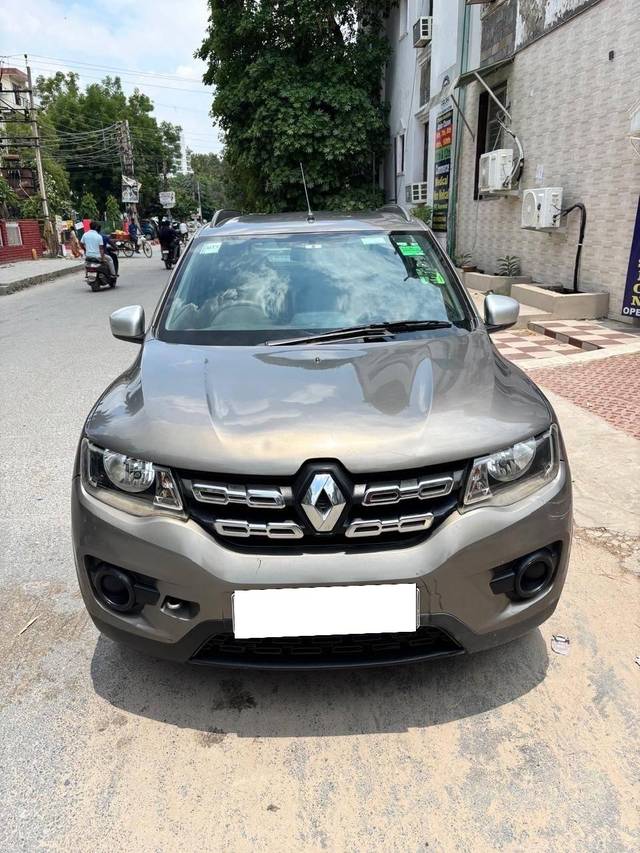 https://images10.gaadi.com/usedcar_image/4631748/original/processed_61bba1f1-f373-44a1-844f-07429e9f76f6.jpg?imwidth=6400