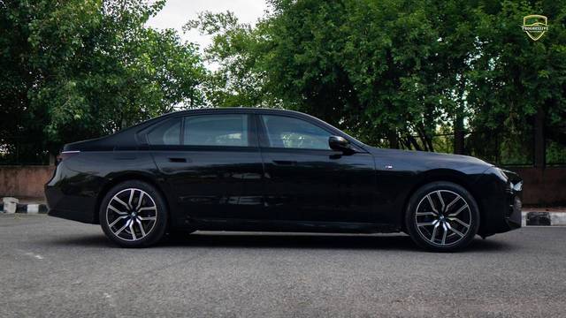 https://images10.gaadi.com/usedcar_image/4631749/original/processed_6ab9a04a48d3cc1270ec810dfc0cc798.jpg?imwidth=6401