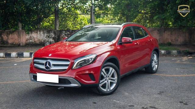 https://images10.gaadi.com/usedcar_image/4631767/original/processed_5e760a251f041bf35ba7ec91e25af0c7.jpg?imwidth=6400