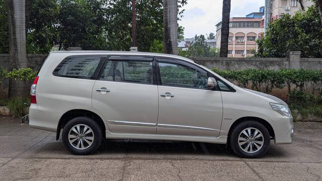 https://images10.gaadi.com/usedcar_image/4631790/original/processed_76fca637-50f0-4caf-bc89-23e779711e1f.jpg?imwidth=6401
