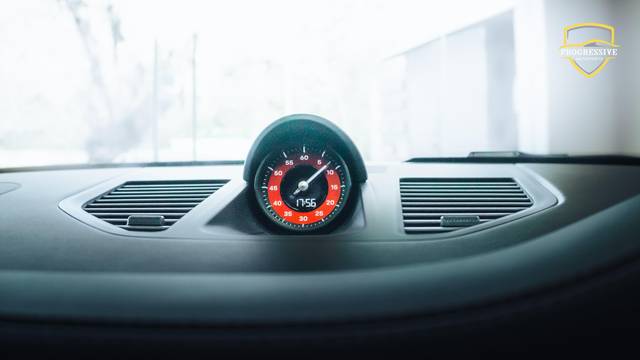 https://images10.gaadi.com/usedcar_image/4631808/original/40ec7a6ceb1a42ce1bb6cdfeb867718c.jpg?imwidth=6402