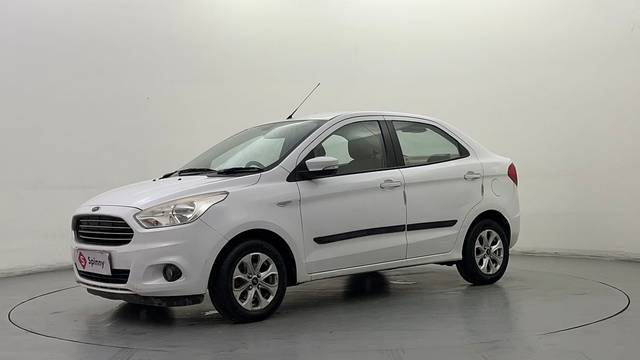 https://images10.gaadi.com/usedcar_image/4631853/original/dc4e49250b1e05b87ec31ec21a330ad3.JPG?imwidth=6400