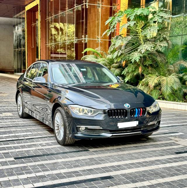 https://images10.gaadi.com/usedcar_image/4631887/original/processed_482d6a7f-24e3-44c3-acc0-79ea674e4487.jpg?imwidth=6400