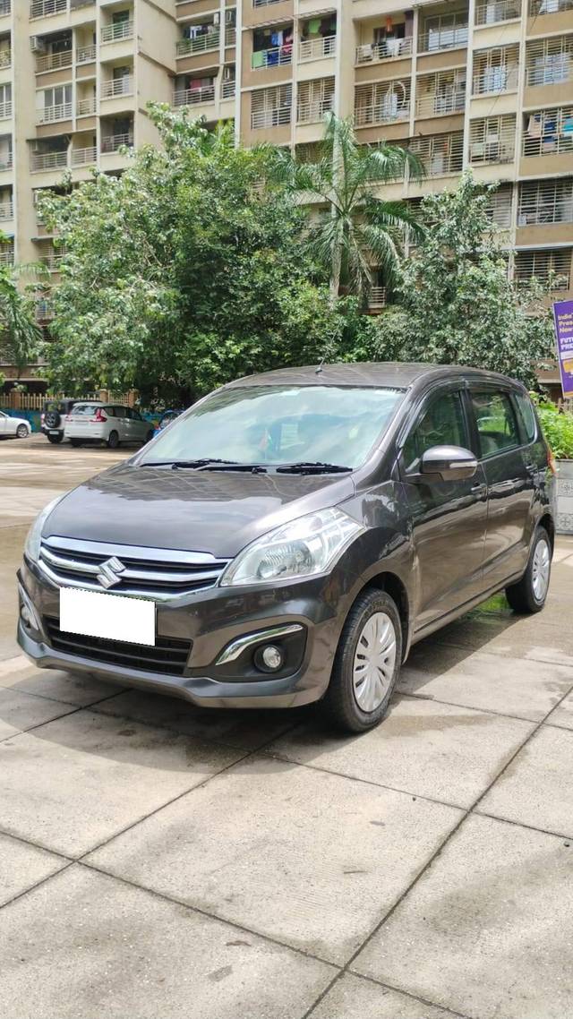 https://images10.gaadi.com/usedcar_image/4631889/original/processed_438dd6ae433ef302b79fbf54ea8ab5ed.jpg?imwidth=6402