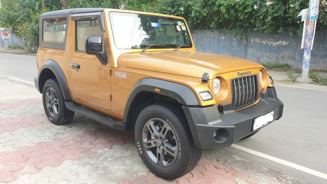 https://images10.gaadi.com/usedcar_image/4631917/original/processed_fdd25fb18f586b7f83bc011a9dea4e94.jpg?imwidth=6400
