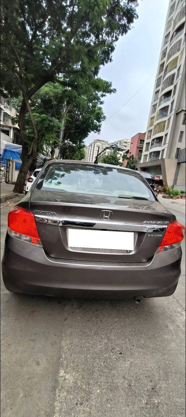 https://images10.gaadi.com/usedcar_image/4631919/original/processed_34d367bf-d18f-483d-9938-49f14b408425.jpg?imwidth=6401