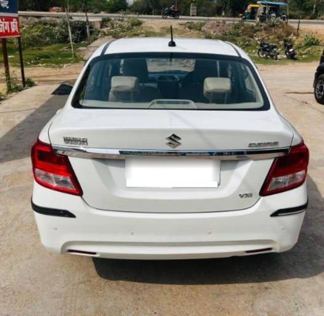 https://images10.gaadi.com/usedcar_image/4631920/original/processed_e149c88641a6baa7ed75c75118890588.jpg?imwidth=6401