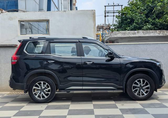 https://images10.gaadi.com/usedcar_image/4631931/original/1121339923b87eddb97599b7b0426ade.jpg?imwidth=6401