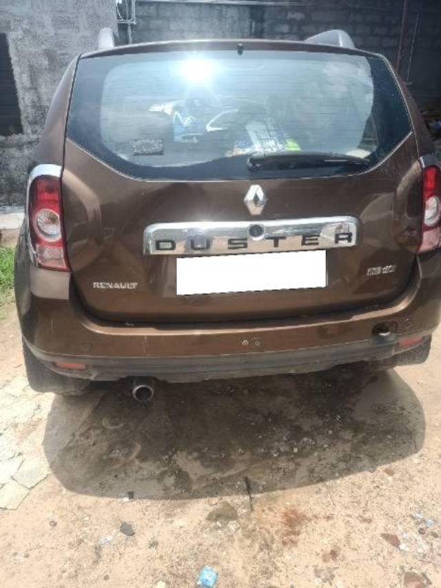 https://images10.gaadi.com/usedcar_image/4631947/original/processed_54a6f8a8-f95b-4fdf-9fec-c1d8041215be.jpg?imwidth=6402