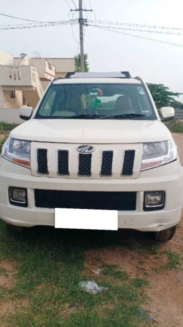https://images10.gaadi.com/usedcar_image/4631952/original/processed_4a78f51c-a053-4295-b340-a3e1a5fe614d.jpeg?imwidth=6400