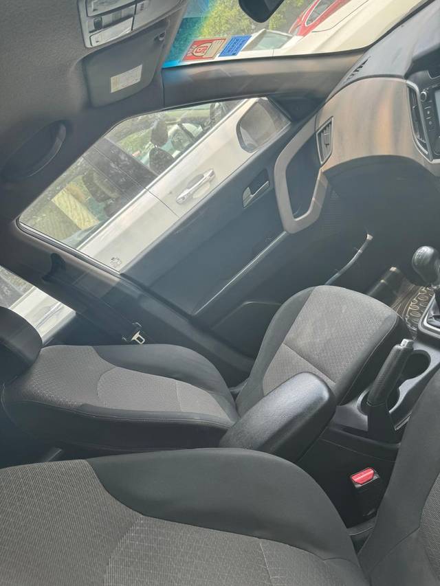 https://images10.gaadi.com/usedcar_image/4631962/original/c36f8a2307c7d50101d3621430563e59.jpg?imwidth=6402