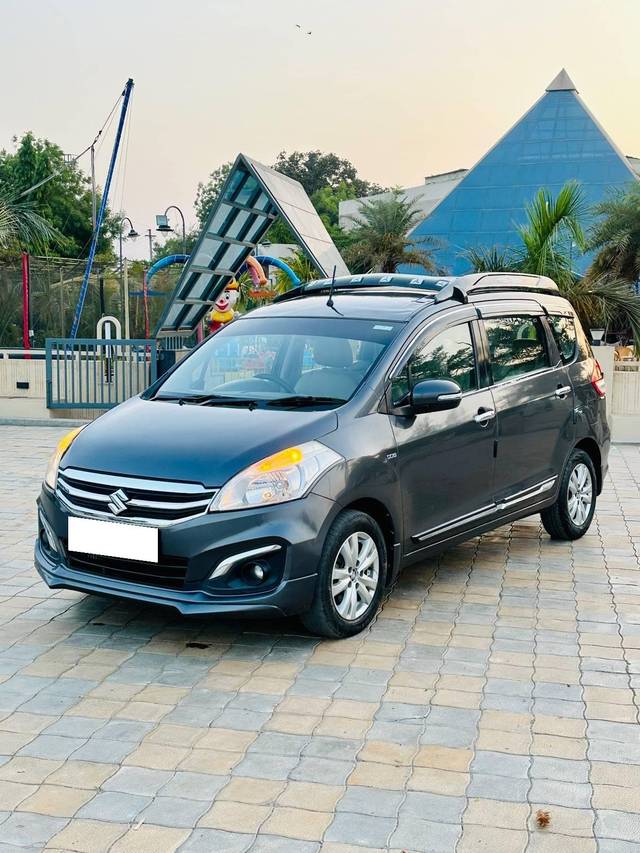https://images10.gaadi.com/usedcar_image/4631977/original/processed_7b38d2e57a23b0a25f3cb2a4d465cc6a.jpg?imwidth=6400