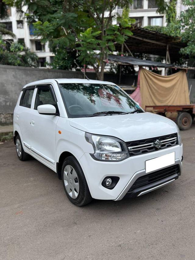 https://images10.gaadi.com/usedcar_image/4632032/original/processed_3eda0fdf-331e-4c8d-a767-1b5fe3f38d64.jpg?imwidth=6400