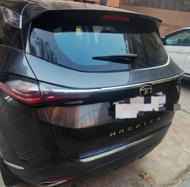 https://images10.gaadi.com/usedcar_image/4632033/original/59f288ffb5cdcf2ee6683a8275a064ed.jpg?imwidth=6402