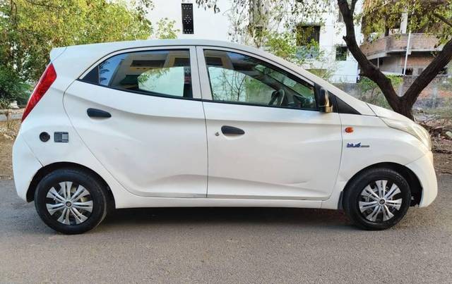 https://images10.gaadi.com/usedcar_image/4632035/original/processed_6c7e4982-efbf-446e-8ff0-218b3cd41f1e.jpg?imwidth=6401