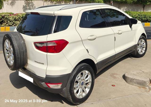 https://images10.gaadi.com/usedcar_image/4632062/original/processed_db0b99c85d7a701c13a3cb5e9b136f57.jpg?imwidth=6402
