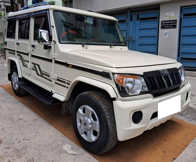 https://images10.gaadi.com/usedcar_image/4632077/original/processed_a2a8ceee-8357-467e-bbfc-b1c6cd3380fa.jpg?imwidth=6400