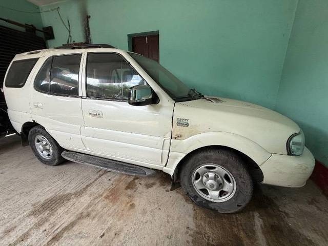 https://images10.gaadi.com/usedcar_image/4632096/original/processed_98fd4743-7fb3-4add-b76a-18cc5bdab410.jpeg?imwidth=6400