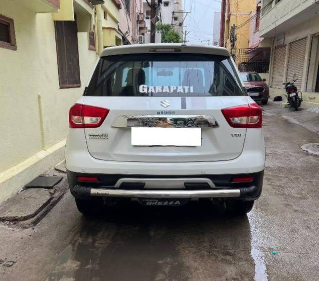 https://images10.gaadi.com/usedcar_image/4632099/original/processed_d38fa9e4-2326-4fd1-8879-238d49517a11.jpeg?imwidth=6401