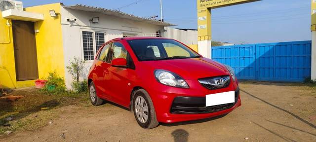 https://images10.gaadi.com/usedcar_image/4632101/original/processed_9255db36425de482c989dc7ee8bb42ad.jpg?imwidth=6400