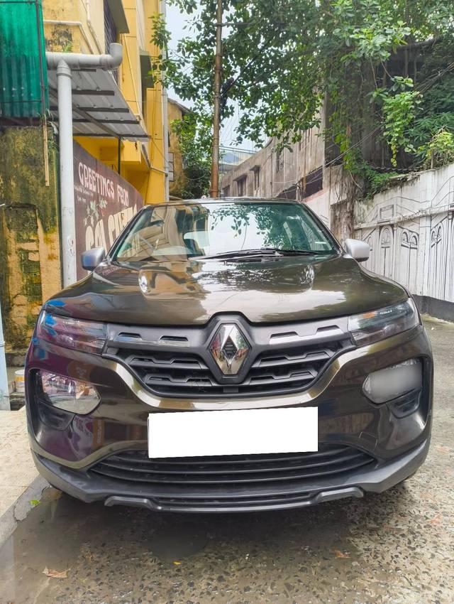 https://images10.gaadi.com/usedcar_image/4632110/original/processed_9a327276b0c17a0a5c69e9350283e6fb.jpg?imwidth=6402