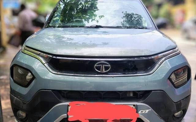 https://images10.gaadi.com/usedcar_image/4632141/original/processed_2de533fa-0ae9-4750-aea0-ab582ca692c6.jpg?imwidth=6400