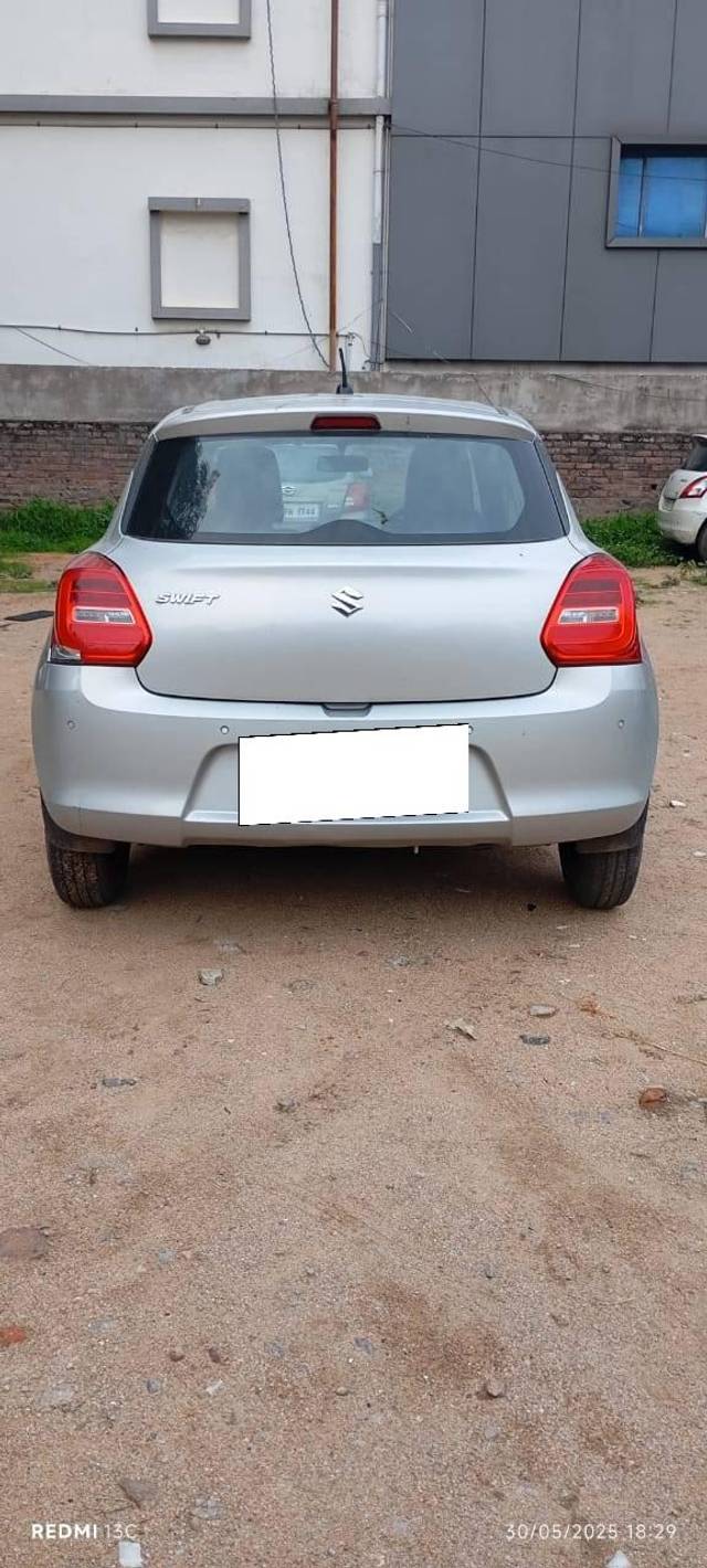 https://images10.gaadi.com/usedcar_image/4632185/original/processed_28a386e2366c63a98f273b4c36de4c6f.jpg?imwidth=6401