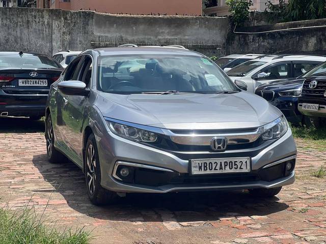 https://images10.gaadi.com/usedcar_image/4632197/original/processed_da3be8f93bd2cd231841a06d558fe9ca.jpg?imwidth=6400