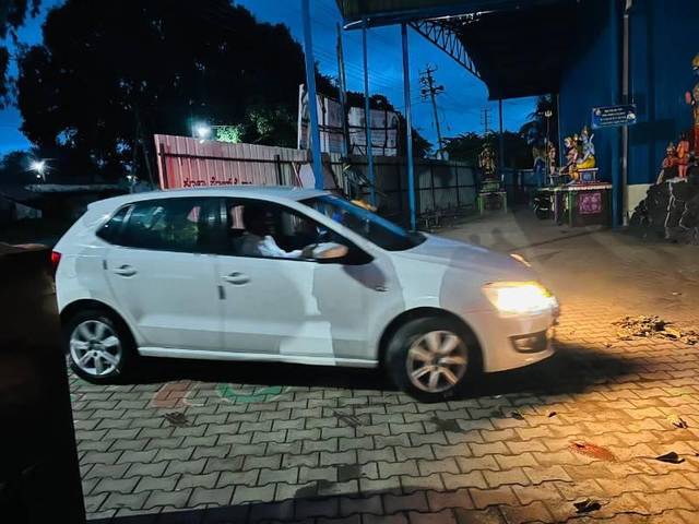 https://images10.gaadi.com/usedcar_image/4632201/original/processed_ebd9a027-e73c-45b7-a146-e0477bfb6795.jpg?imwidth=6400