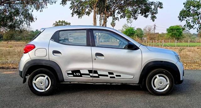 https://images10.gaadi.com/usedcar_image/4632202/original/processed_cb786965cb4ce573fe39f96660909f2a.jpg?imwidth=6401
