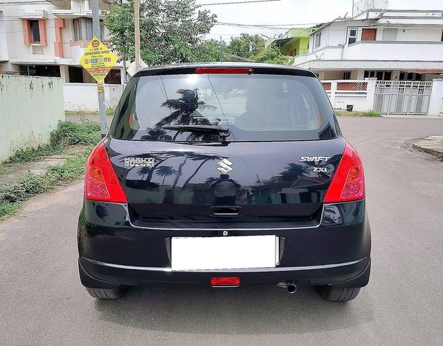 https://images10.gaadi.com/usedcar_image/4632210/original/processed_47ae0644-a432-4630-a002-3e4aa5bc0fcf.jpg?imwidth=6402