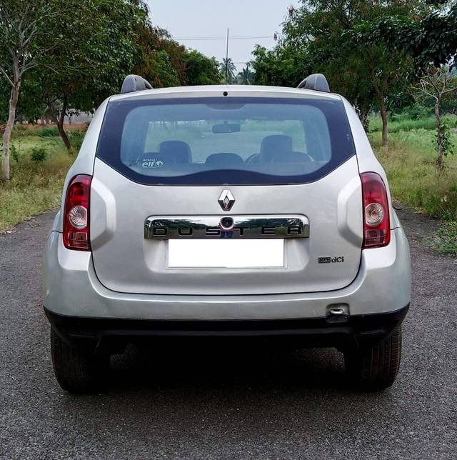 https://images10.gaadi.com/usedcar_image/4632223/original/processed_ee7e06585e94009e719c01efeb3b3ed9.jpg?imwidth=6402
