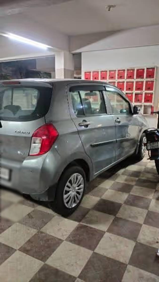 https://images10.gaadi.com/usedcar_image/4632232/original/136e394b-c650-4b63-9d75-1ab5a15145dd.png?imwidth=6401