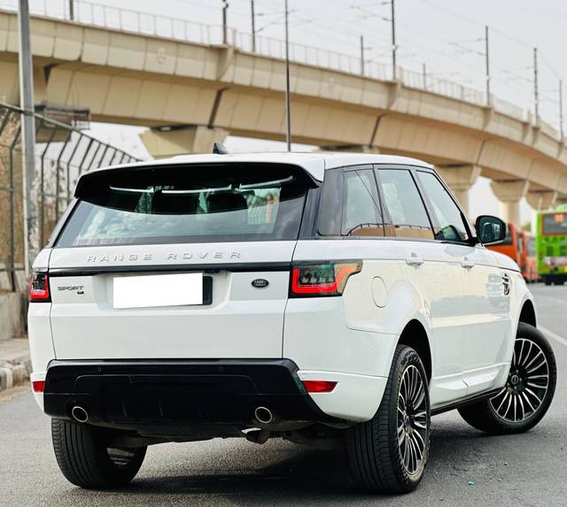 https://images10.gaadi.com/usedcar_image/4632235/original/processed_14b731fd95f6337796b6b12ff39c805e.jpg?imwidth=6401