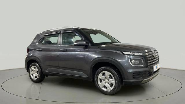 https://images10.gaadi.com/usedcar_image/4632250/original/b01c862710c76eb6de33ec534777069b.jpg?imwidth=6400