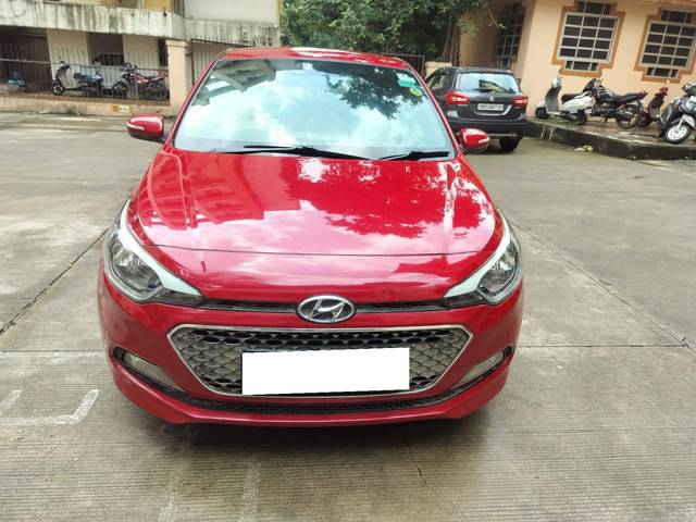 https://images10.gaadi.com/usedcar_image/4632280/original/processed_a94a75b4b80512670e9c81b9229f8f29.jpg?imwidth=6402