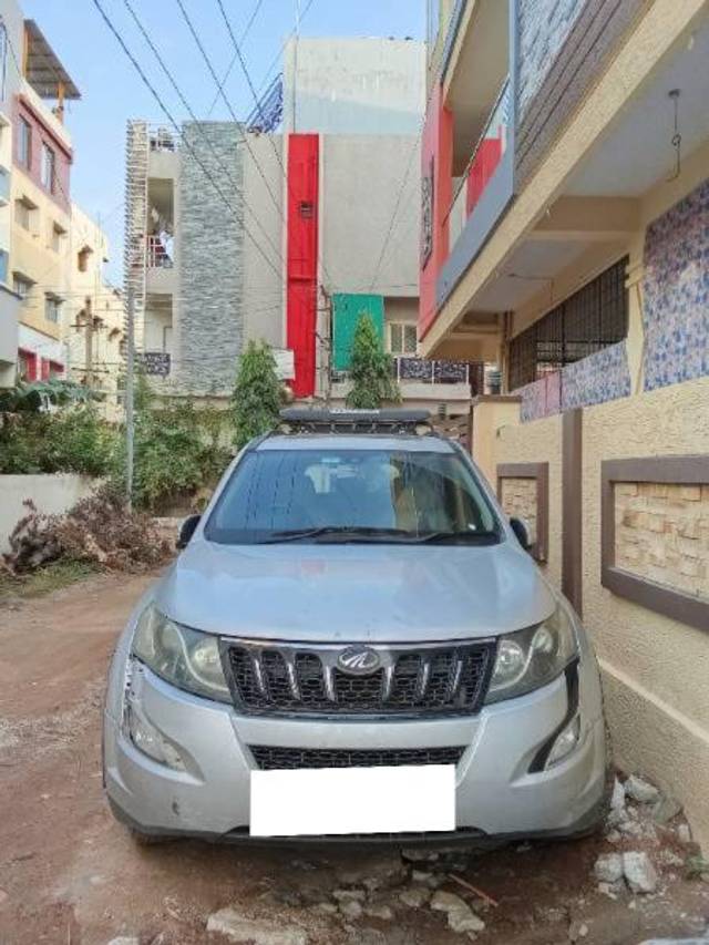 https://images10.gaadi.com/usedcar_image/4632342/original/processed_9e7c7454-d70e-44a5-a4d4-9e8205433131.jpg?imwidth=6400
