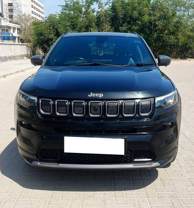 https://images10.gaadi.com/usedcar_image/4632369/original/processed_a1f9859dfcea0de68eabb298438e5dd2.jpeg?imwidth=6402