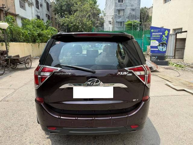 https://images10.gaadi.com/usedcar_image/4632381/original/processed_524a82768898c7b9a37e5b698f9a3ddc.jpg?imwidth=6402