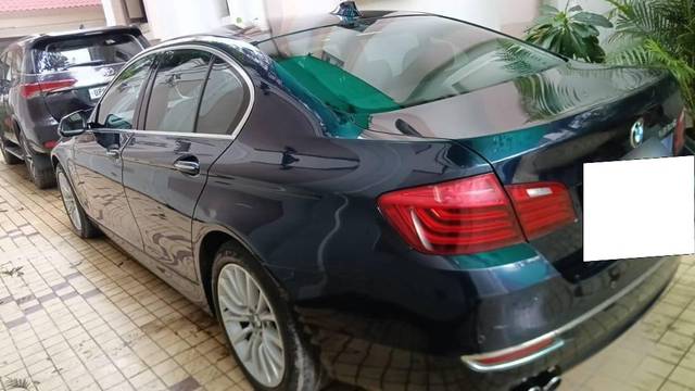 https://images10.gaadi.com/usedcar_image/4632397/original/processed_b7e5c097-a8b8-4ff6-97c6-4c09d6ffa29a.jpg?imwidth=6402