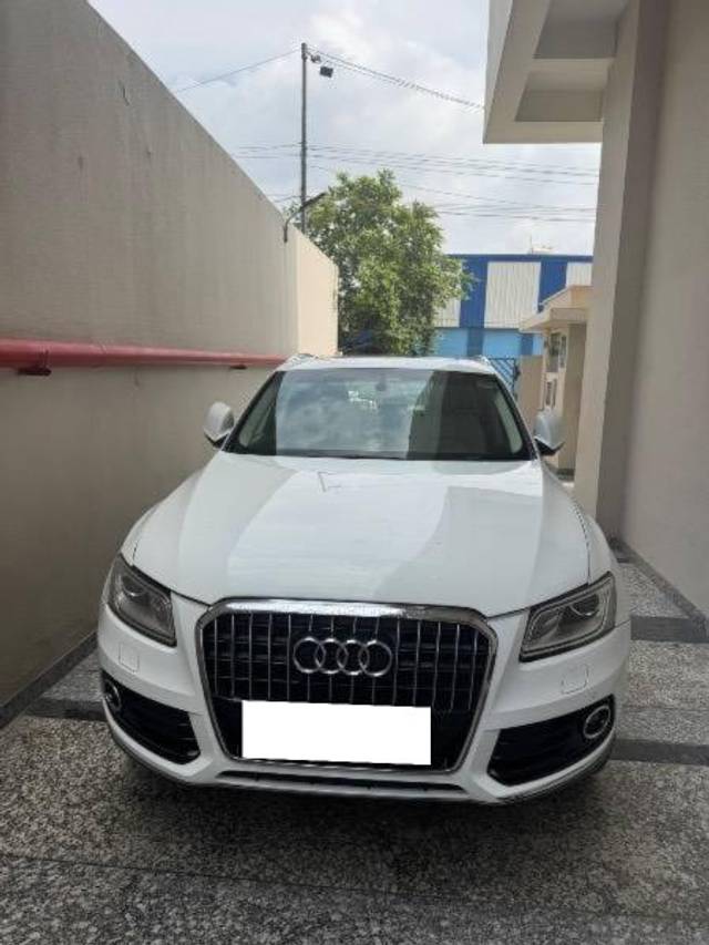https://images10.gaadi.com/usedcar_image/4632409/original/processed_f7748d89-afa6-423c-a78e-9cdbe262159d.jpeg?imwidth=6402