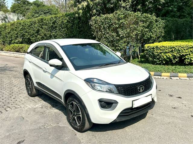 https://images10.gaadi.com/usedcar_image/4632427/original/7e72a8493b1e3abcf18a03467adc5a19.jpg?imwidth=6400