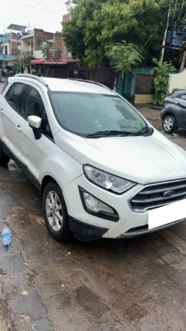 https://images10.gaadi.com/usedcar_image/4632438/original/processed_b1307829-2a0d-4797-8775-9b1a09824b29.jpg?imwidth=6400