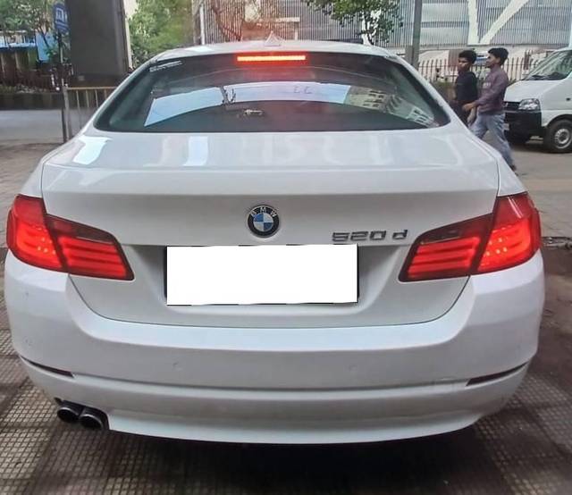https://images10.gaadi.com/usedcar_image/4632500/original/processed_b939749d773a364aa92b4c8267dfa213.jpeg?imwidth=6402