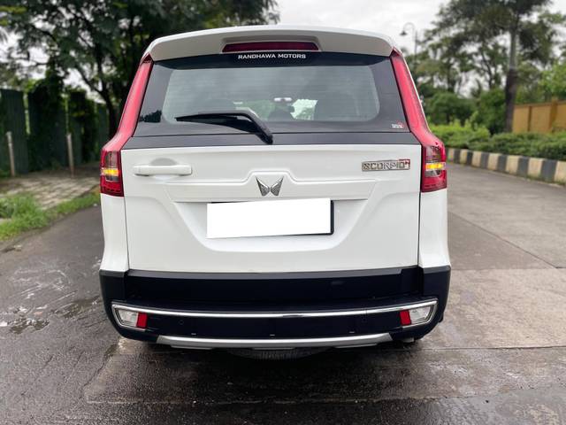 https://images10.gaadi.com/usedcar_image/4632503/original/processed_07bfbd77ed93f22bdeaa02b6c0c68e50.jpg?imwidth=6402