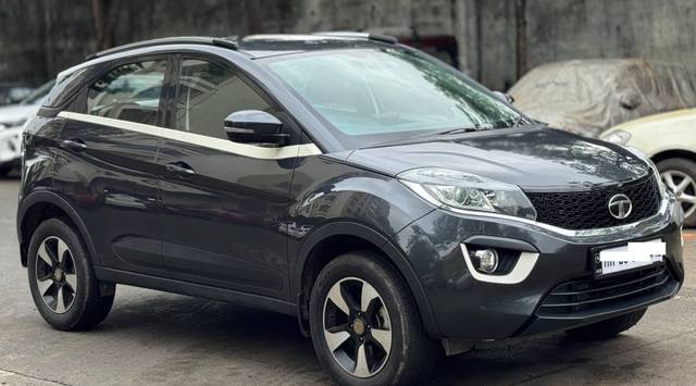 https://images10.gaadi.com/usedcar_image/4632523/original/processed_bd43ae2c875d33f6339ef0aa10a14697.jpeg?imwidth=6400